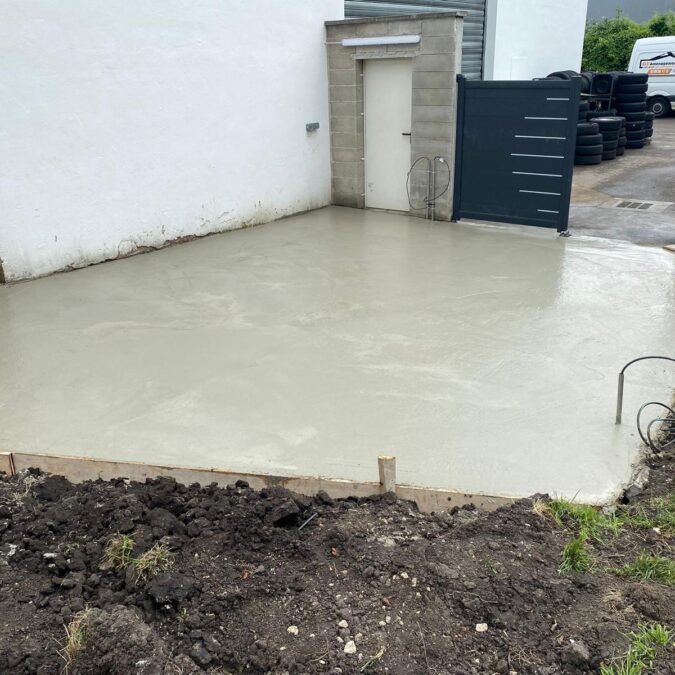 Pose de dalles b&eacute;ton ou pierre naturelle : comment &eacute;viter les erreurs fr&eacute;quentes ? Strasbourg
