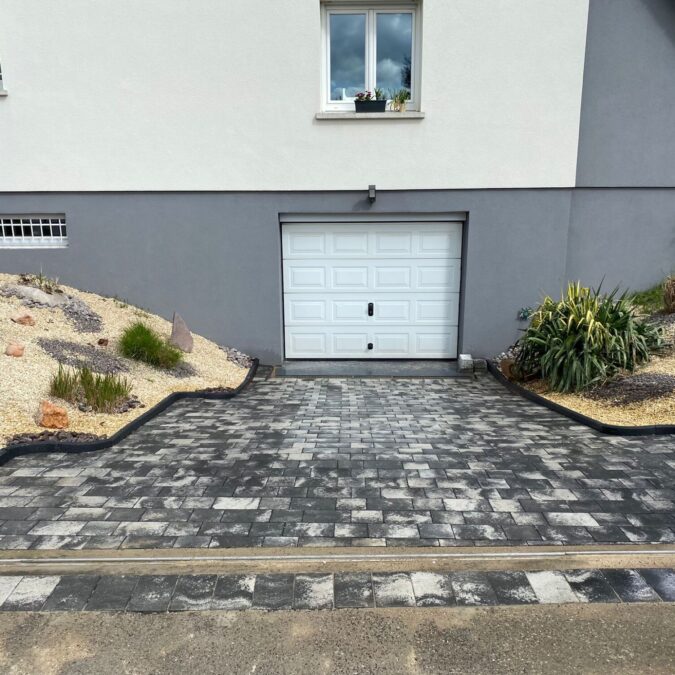 Quel rev&ecirc;tement choisir pour une descente de garage en pente ? Schiltigheim