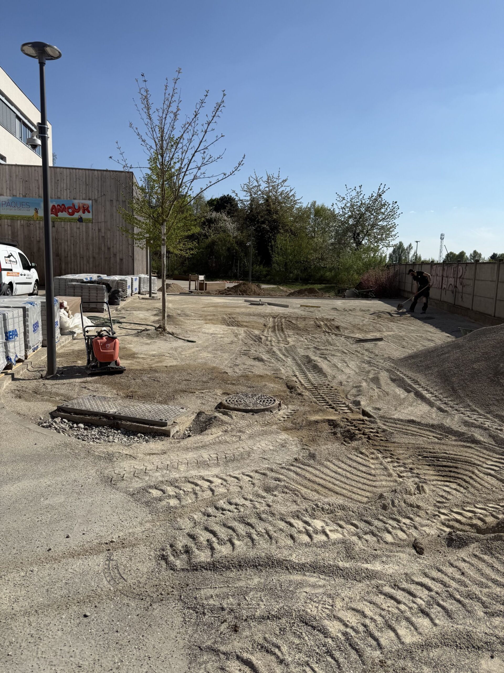 IMG_1611 SCALED | ALS Aménagement Réalisation de l’agrandissement d’une cour en pavés drainants à Strasbourg – École La Doctrine Chrétienne Obernai 5
